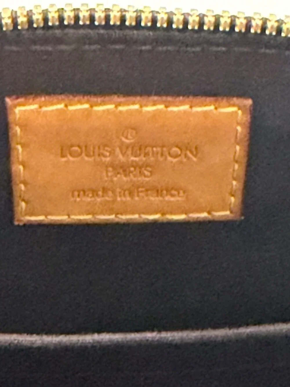 Louis Vuitton Alma BB Patent Leather Handbag (JB1507)